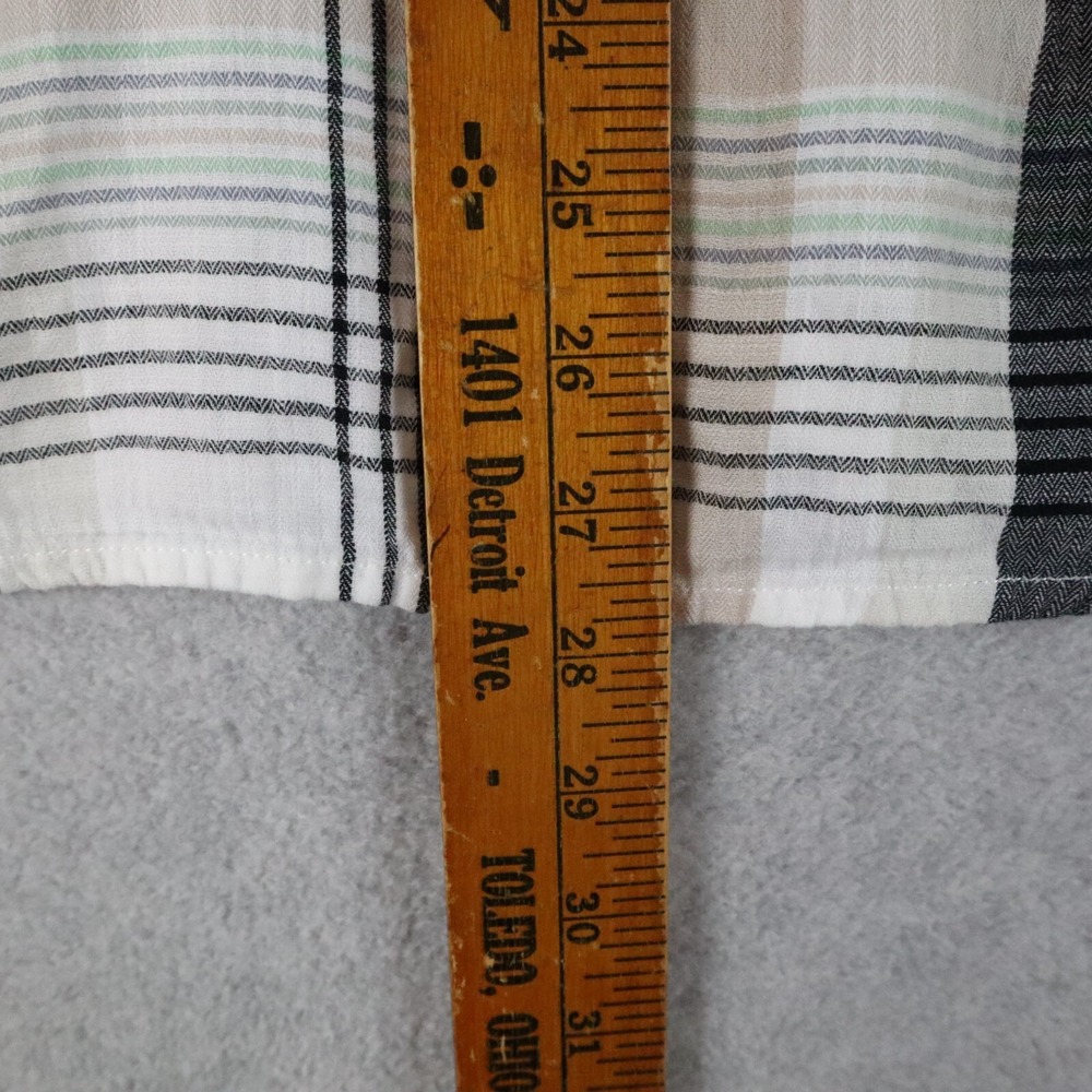 Carhartt Shirt Top Womens Medium 8-10 Loose Fit Button Up Plaid Short Sleeve - Picture 6 of 6
